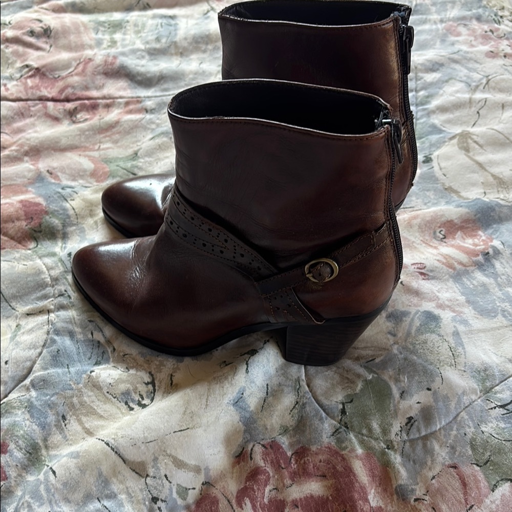 Stylish Brown Ankle Booties with Decorative Buckle